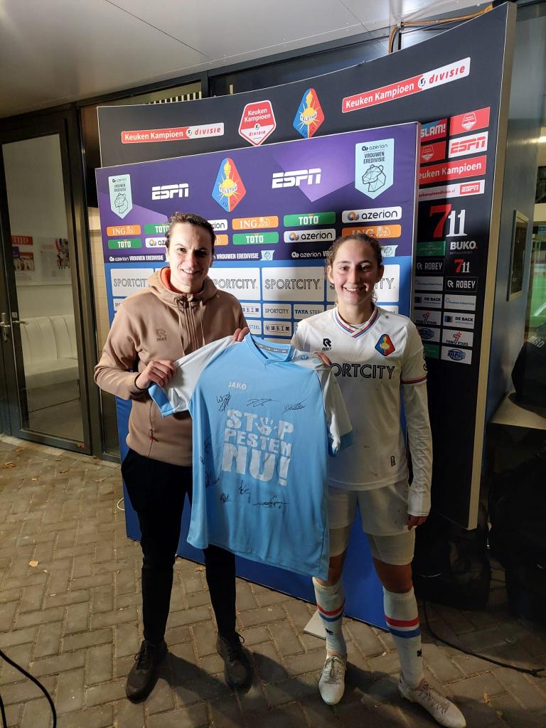 Vrouwen Eredivisie Telstar: Hoofdtrainer: Marelle Worm & Aanvoerder: Soraya Verhoeve